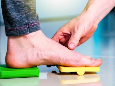 Flat foot correction Valparaiso, fallen arch treatment, pediatric flat feet care, Sole Foot and Ankle arch support, orthotics for flat feet, adult acquired flatfoot relief